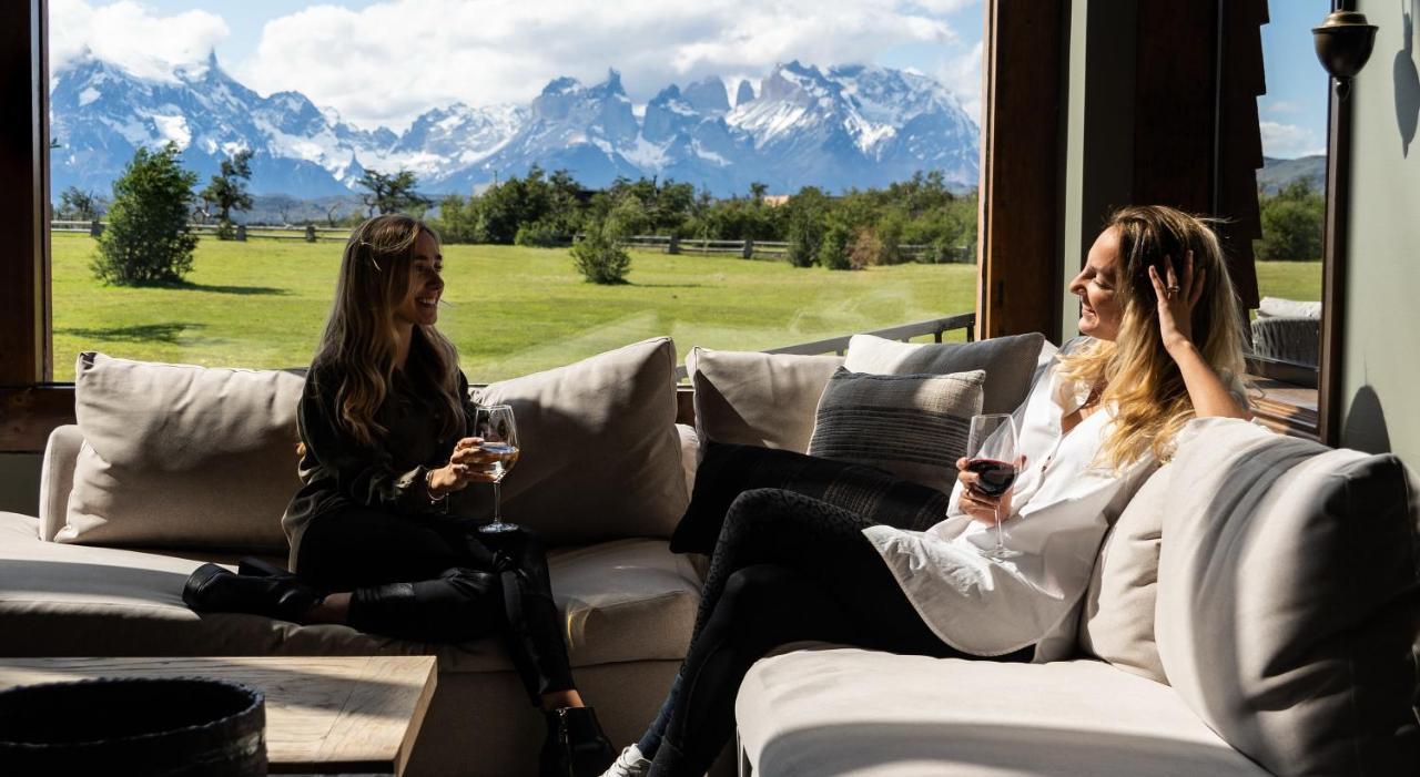 Rio Serrano Hotel + Spa Torres del Paine National Park Exterior photo