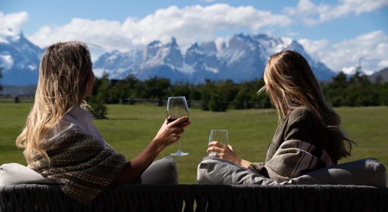 Rio Serrano Hotel + Spa Torres del Paine National Park Exterior photo